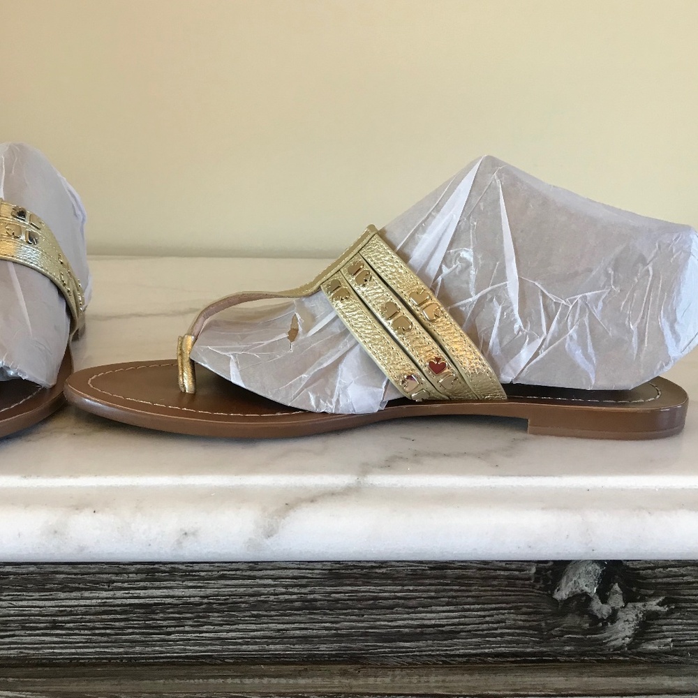 KATE SPADE PATENT LEATHER GOLD SANDAL - Picture 7 of 15
